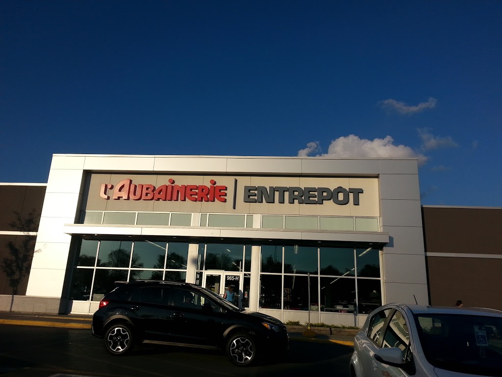 Aubainerie Entrepôt | 965 Boulevard Curé-Labelle local h, Laval, QC H7V 2V7, Canada | Phone: (450) 978-3033