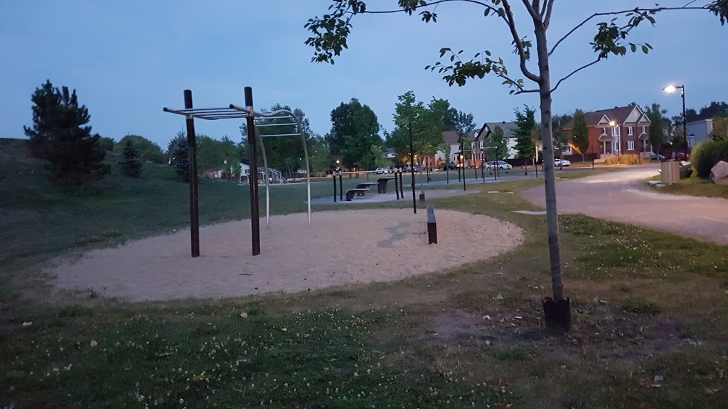 Parc Cherbourg | 1221 Rue de Cherbourg, Saint-Hubert, QC J3Y, Canada