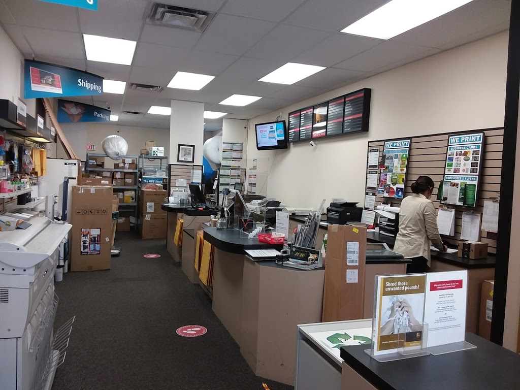 The UPS Store | 333 Brooksbank Ave #718, North Vancouver, BC V7J 3V8, Canada | Phone: (604) 904-0086