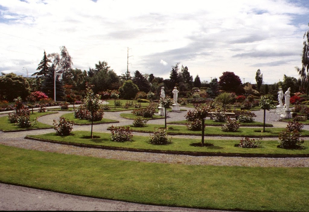 Camellia At The Gardens | 10820 No 5 Rd, Richmond, BC V6W 0B5, Canada | Phone: (778) 229-6941