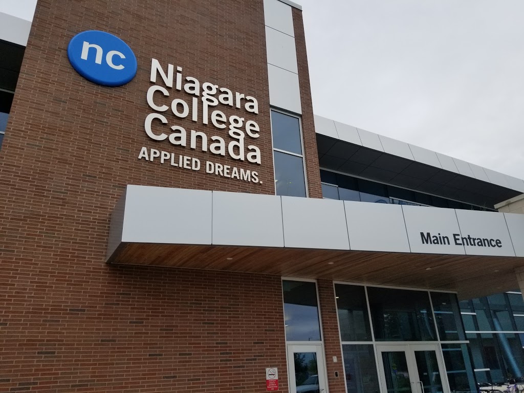 Niagara College - Welland Campus Store | 300 Woodlawn Rd, Welland, ON L3C 7L4, Canada | Phone: (905) 735-2211