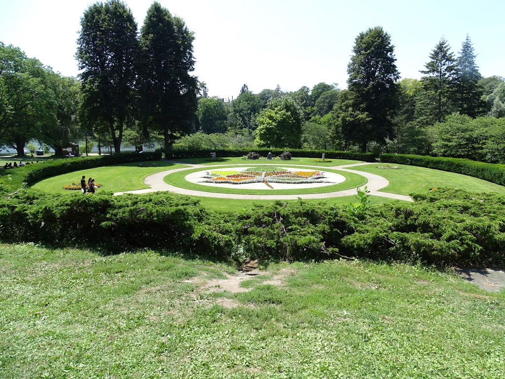 Spring Creek Nature Trails | High Park Gardens, Toronto, ON M6R 1S9, Canada