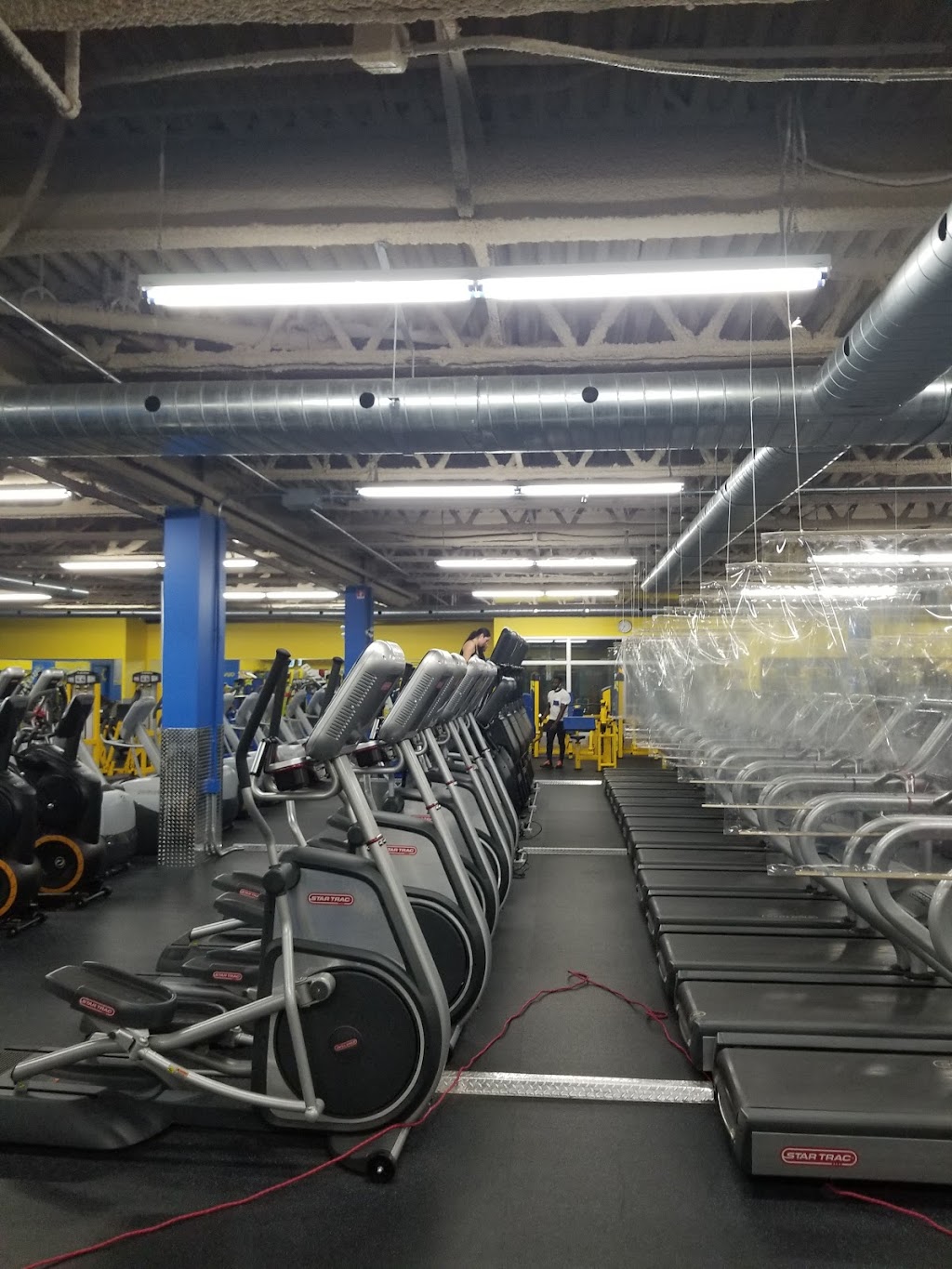 Buzzfit Montréal-Nord | 5872 Bd Léger, Montréal-Nord, QC H1G 5X5, Canada | Phone: (514) 379-1110