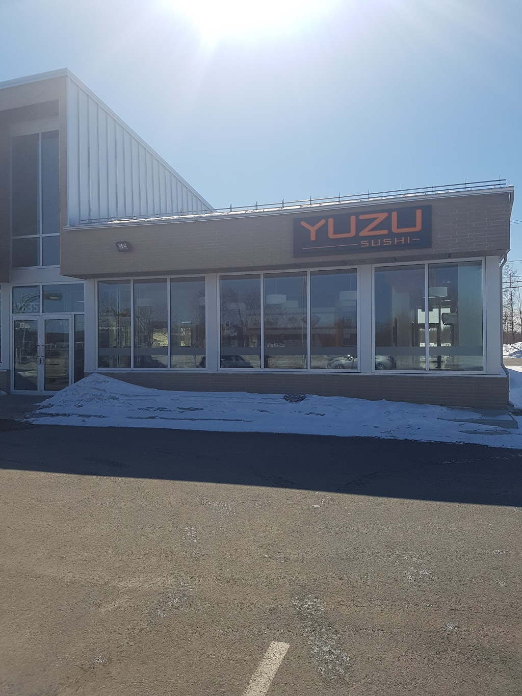 Yuzu sushi | 2835 Route Lagueux local 102, Saint-Étienne-de-Lauzon, QC G6J 1A2, Canada | Phone: (418) 496-7100