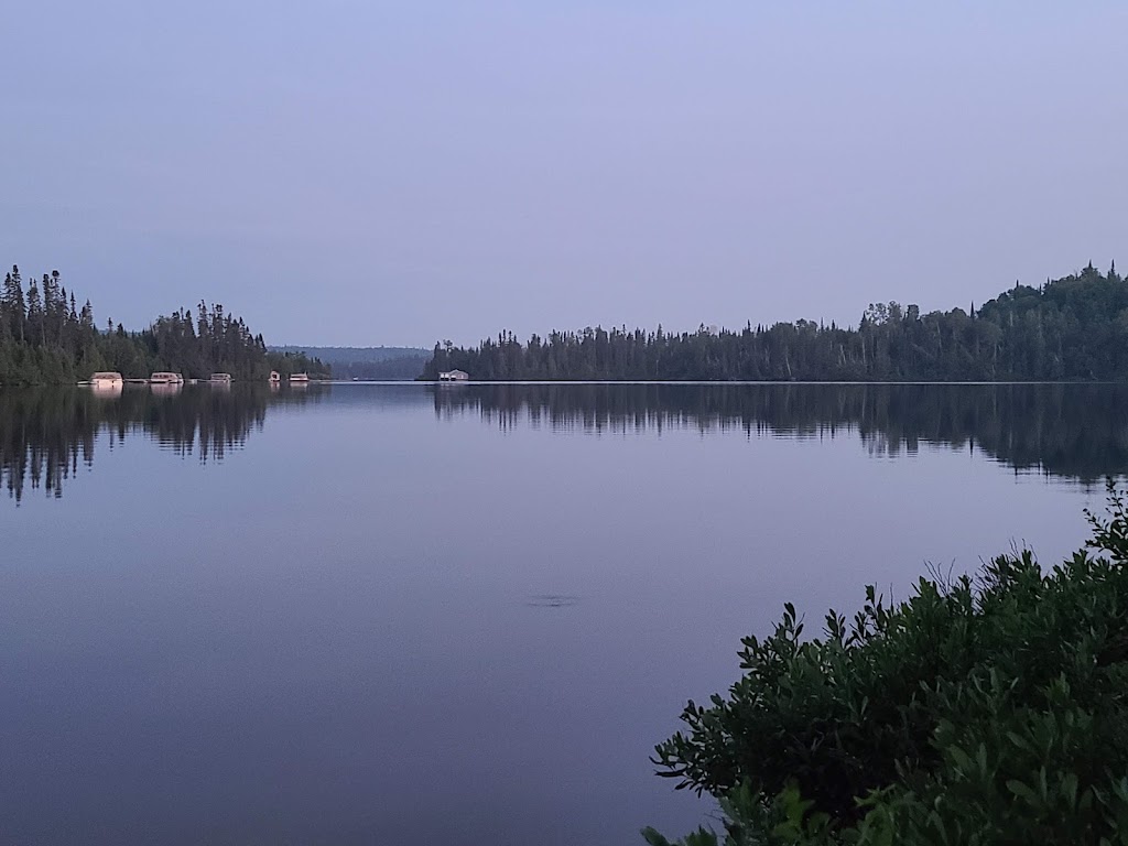 Pourvoirie Le Goeland | 2050 Chem. du Lac Édouard, Lac-Édouard, QC G0X 3N0, Canada | Phone: (819) 653-2006