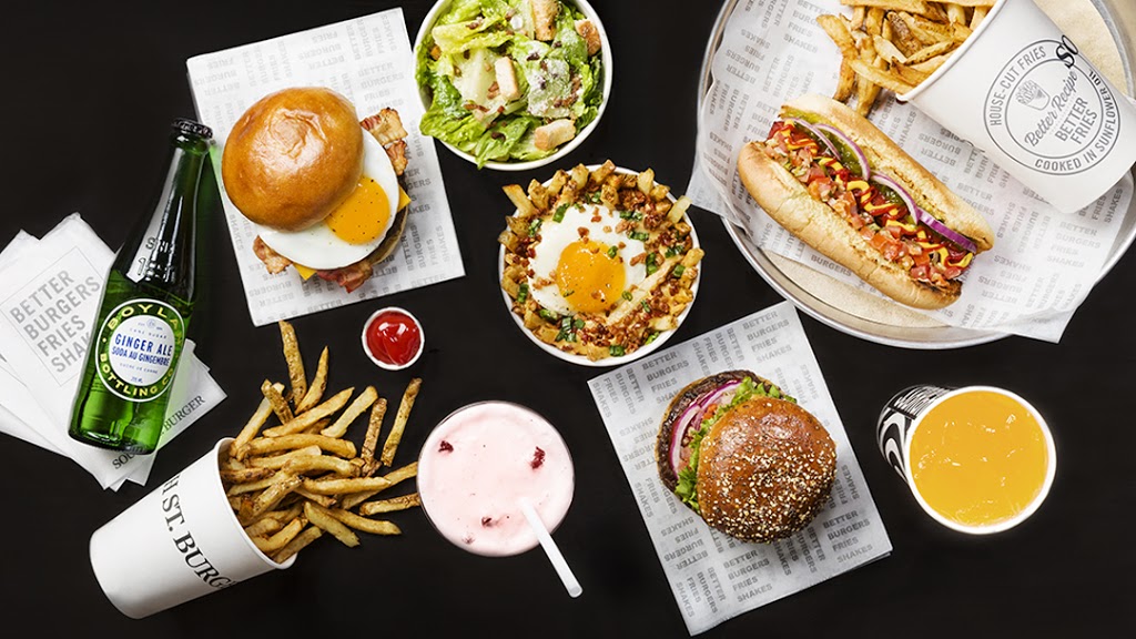 South St. Burger | 55 Avenue Rd f02, Toronto, ON M5R 3L2, Canada | Phone: (647) 350-0521