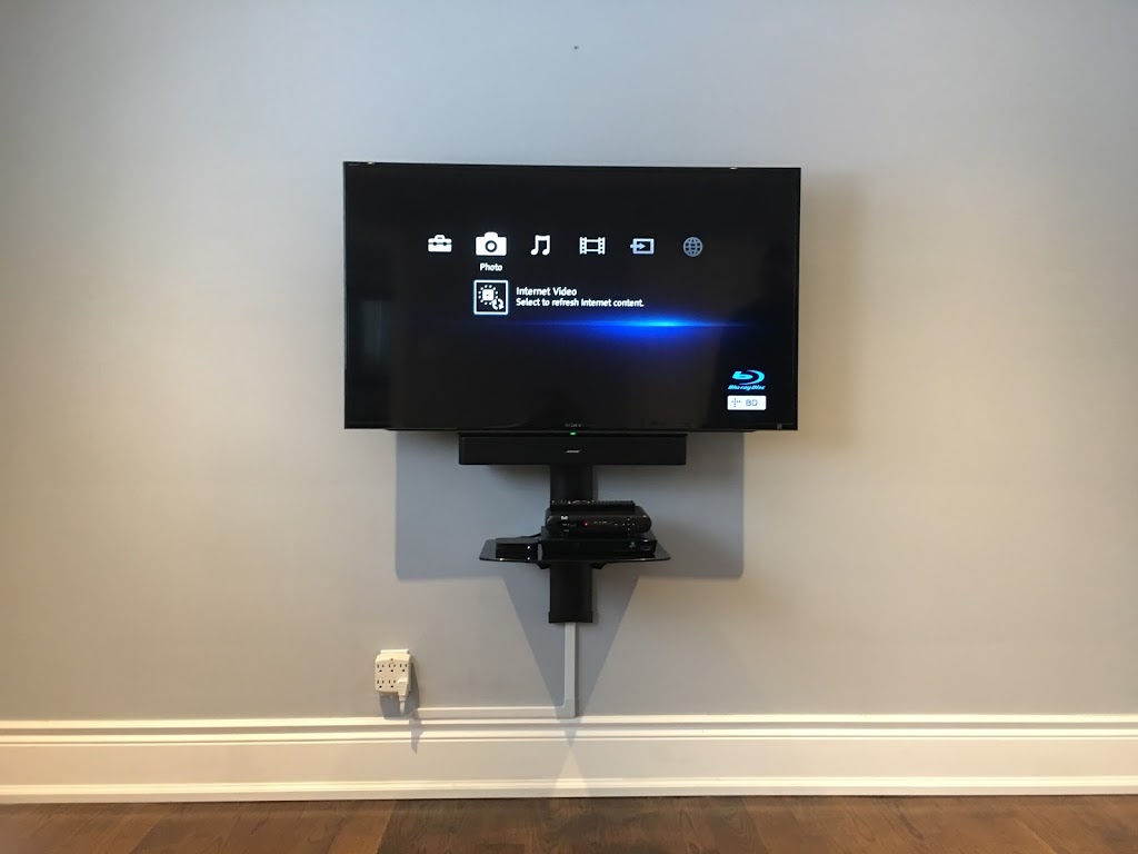 TV Installation Service | 57 Upper Duke Crescent, Unionville, ON L6G 0B9, Canada | Phone: (647) 977-1256