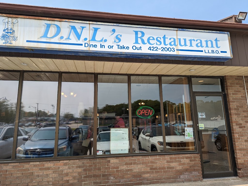 DNLs Restaurant | 329 Main St, Sauble Beach, ON N0H 2G0, Canada | Phone: (519) 422-2003