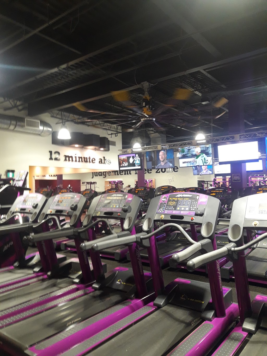 Planet Fitness | 1299 Oxford St E, London, ON N5Y 4W5, Canada | Phone: (519) 204-6606