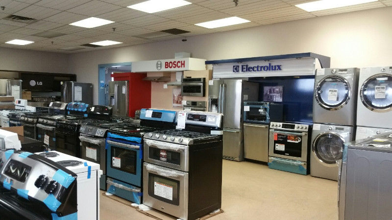 Appliance TV Outlet | 7475 Kimbel St #9, Mississauga, ON L5S 1E7, Canada | Phone: (905) 673-0333