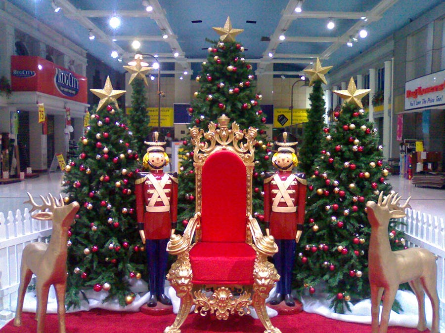 Carnegie Christmas Designs | 2208 E 43rd Ave, Vancouver, BC V5P 1M9, Canada | Phone: (604) 398-6635