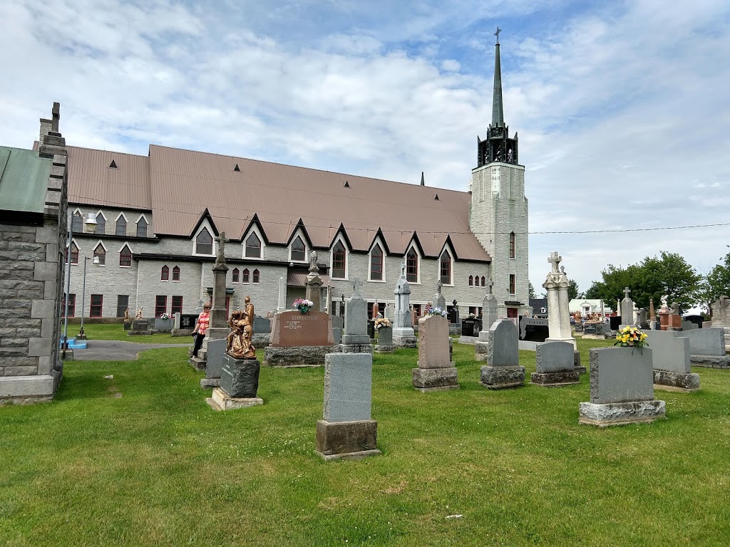 Église Catholique de Yamachiche | 530 Rue Sainte Anne, Yamachiche, QC G0X 3L0, Canada | Phone: (819) 296-3289