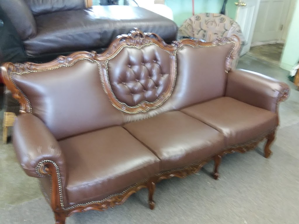 Dons Upholstery Shop | 2612 Range Rd, Port Huron, MI 48060, USA | Phone: (810) 982-9879