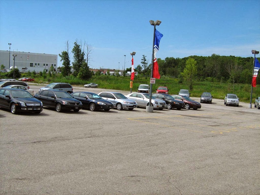 Pickering Town Cars | 2059 Bayly Street, Pickering, ON L1V 2P8, Canada | Phone: (905) 427-3993