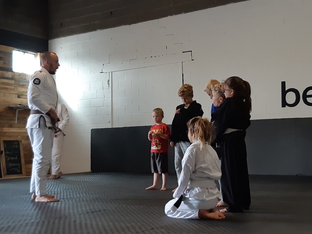 Academia Brazilian Jiu Jitsu | 4696 Christie Dr unit #4, Beamsville, ON L0R 1B5, Canada | Phone: (905) 730-5945