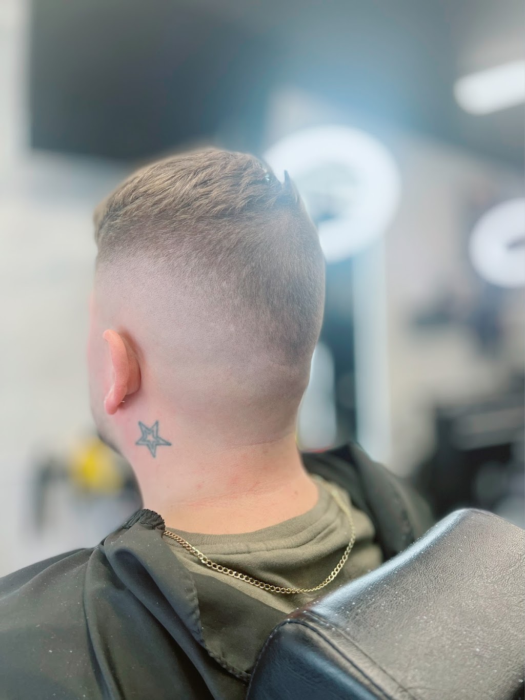 961 Barber Shop | 3901 Rue Monselet, Montréal-Nord, QC H1H 2C2, Canada | Phone: (514) 430-2743