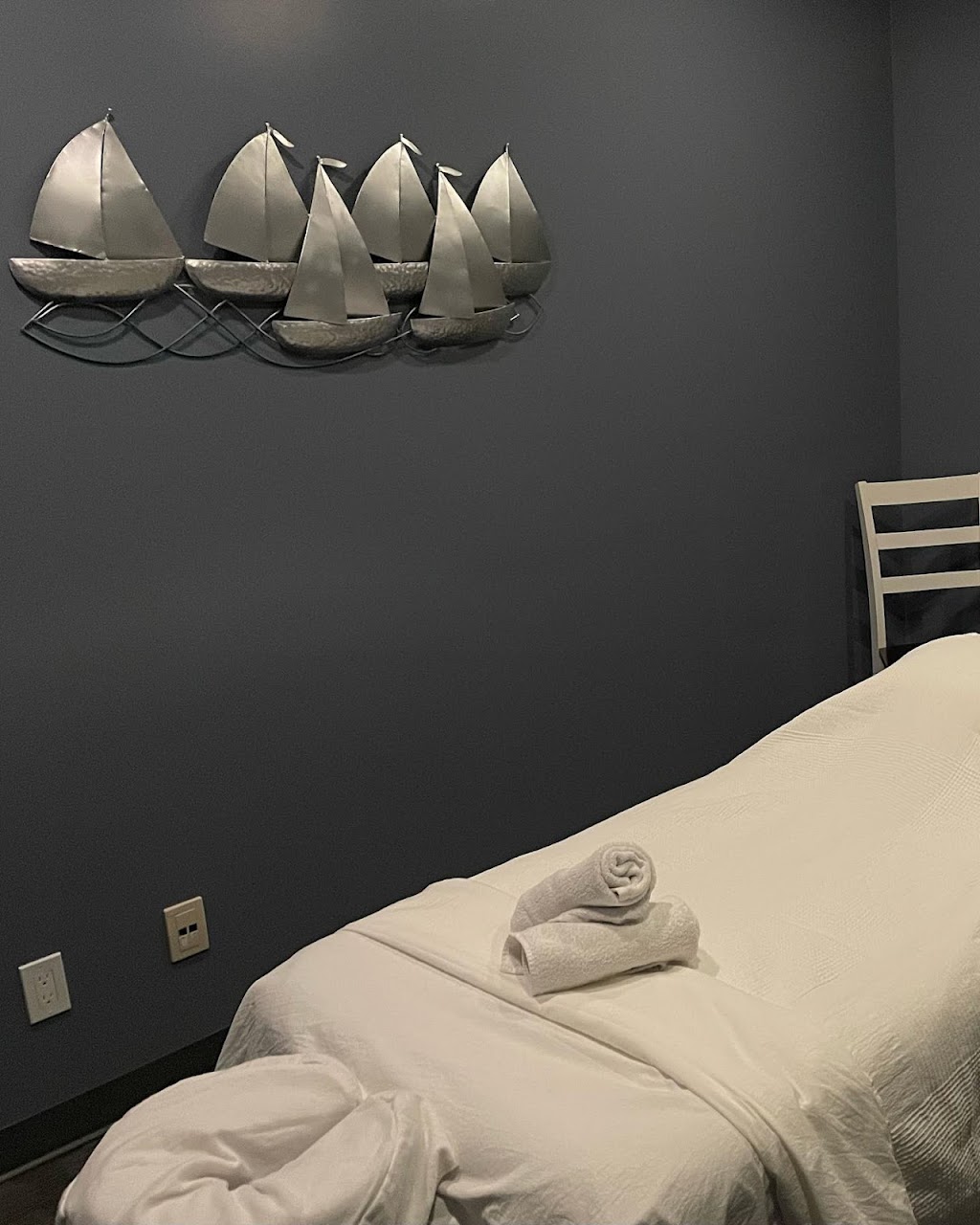 Beyond the Falls Wellness | 91 Cornelia St W, Smiths Falls, ON K7A 5L3, Canada | Phone: (613) 284-0944