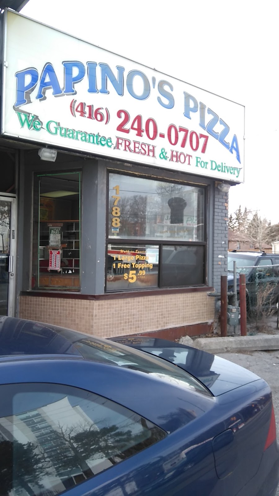 Papinos Pizza | 1788 Jane St, York, ON M9N 2T2, Canada | Phone: (416) 240-0707