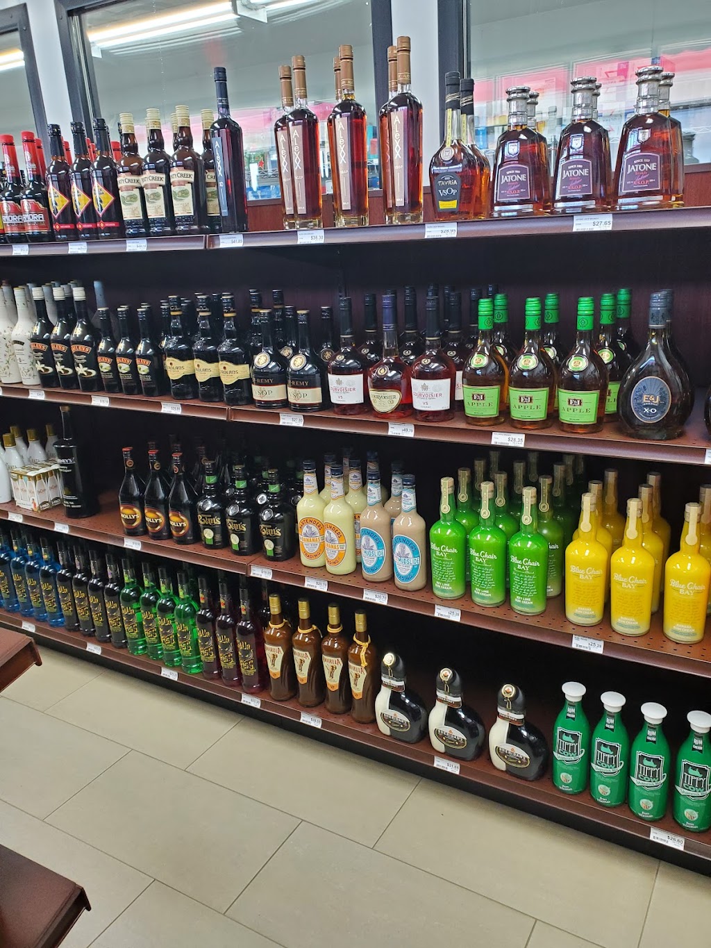 Peppers Liquor Store | 19338 AB-28, Waskatenau, AB T0A 3P0, Canada | Phone: (780) 358-2644