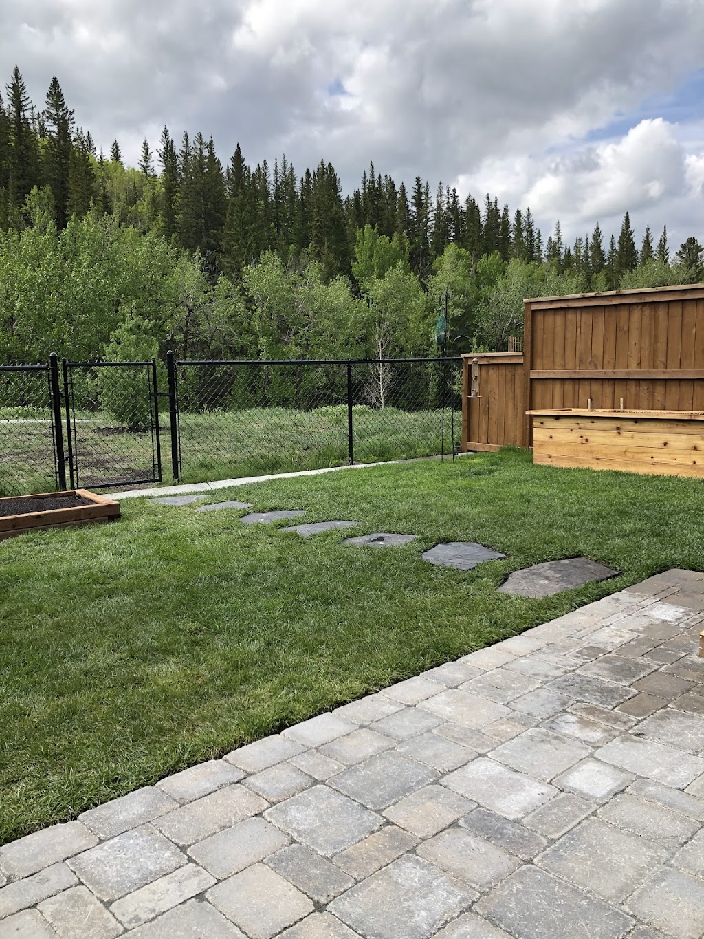 Brian Meyers Landscaping | R R # 2 261001, Glendale Rd, Cochrane, AB T4C 1A2, Canada | Phone: (403) 932-1458