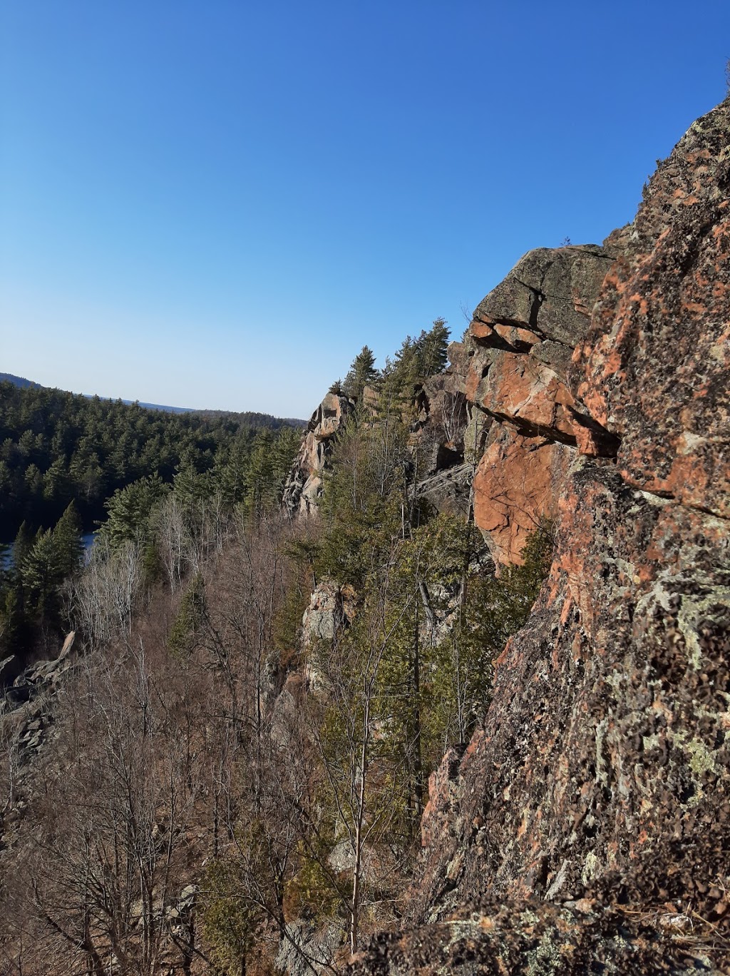 Eagles Nest Lookout | Greater Madawaska, ON K0J 1H0, Canada | Phone: (800) 669-4861