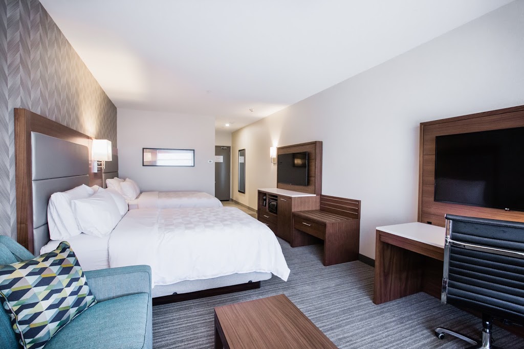 Holiday Inn & Suites Calgary South - Conference Ctr | 8360 Blackfoot Trail SE, Calgary, AB T2J 7E1, Canada | Phone: (403) 475-8561