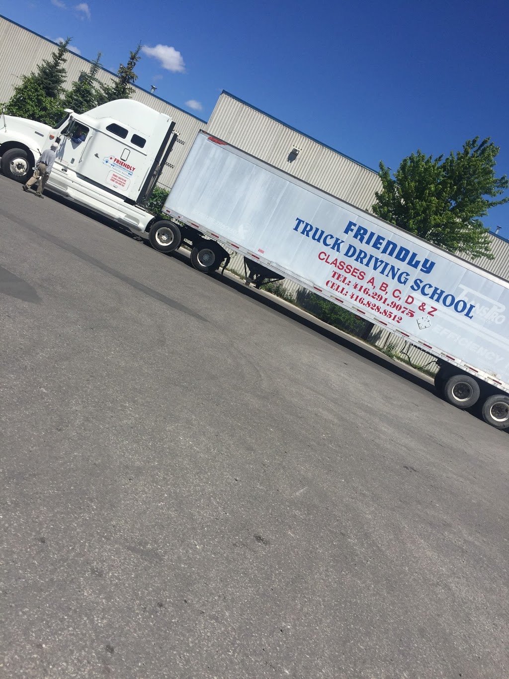 Friendly Truck Driving School | 850 Tapscott Rd #9, Scarborough, ON M1X 1N4, Canada | Phone: (416) 291-9075