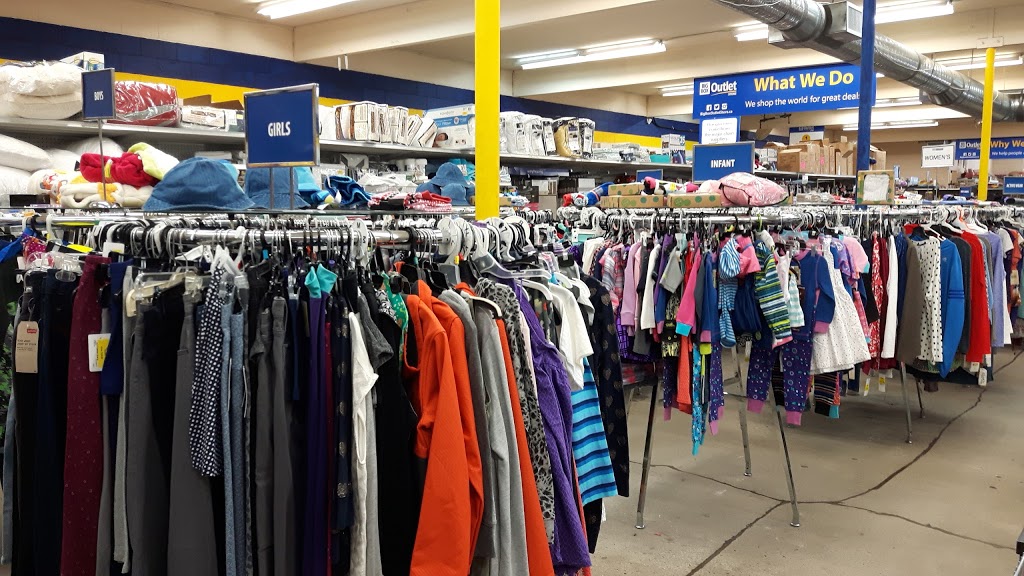 Big Box Outlet Store - Penticton | 1825 Main St, Penticton, BC V2A 5H2, Canada | Phone: (250) 493-2258