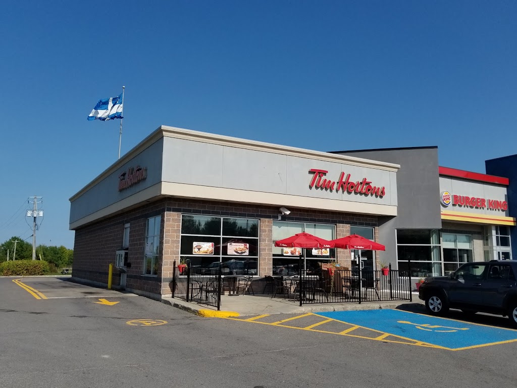 Tim Hortons | 645 Avenue Taniata, Saint-Jean-Chrysostome, QC G6Z 2C1, Canada | Phone: (418) 834-2652