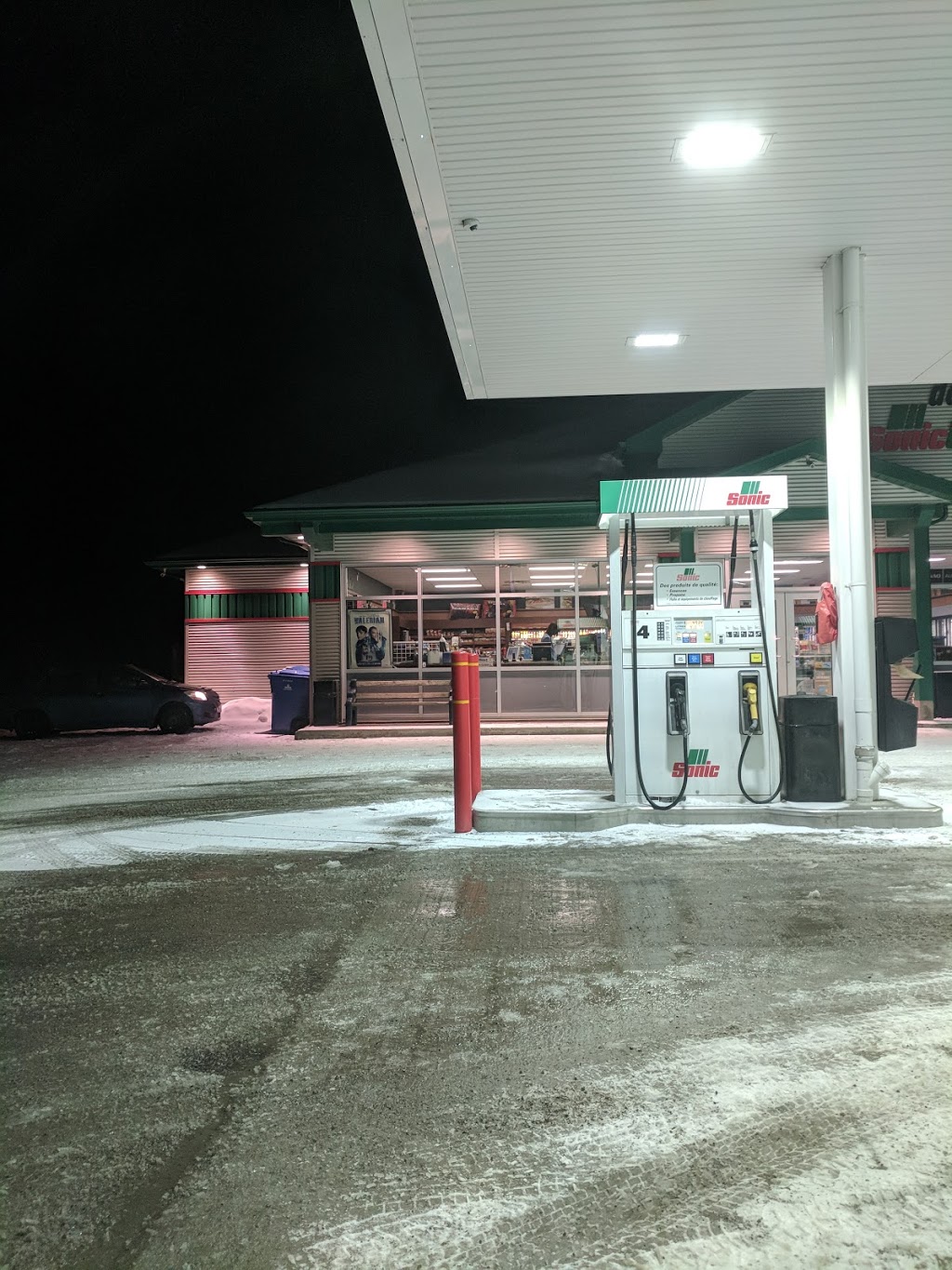 Sonic | 3800 Boul Bécancour, Bécancour, QC G9H 3W5, Canada | Phone: (819) 298-2879