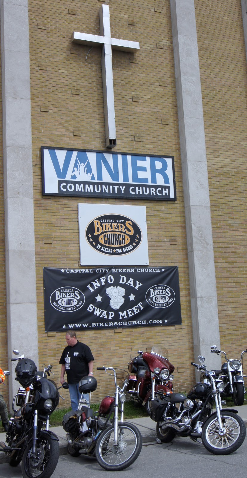 Vanier Community Church | 155 Carillon St, Vanier, ON K1L 5X9, Canada | Phone: (613) 740-0607