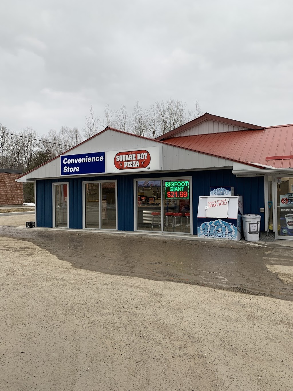 Ultramar Sharbot Lake | 24601 Hwy 7, Sharbot Lake, ON K0H 2P0, Canada | Phone: (613) 767-9930