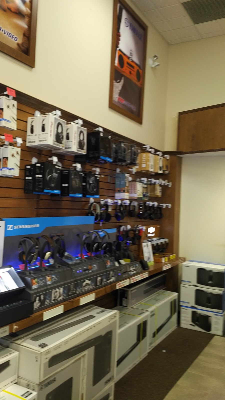 2001 Audio Video | 4160 Baldwin St S #9, Whitby, ON L1R 3H8, Canada | Phone: (905) 655-2251