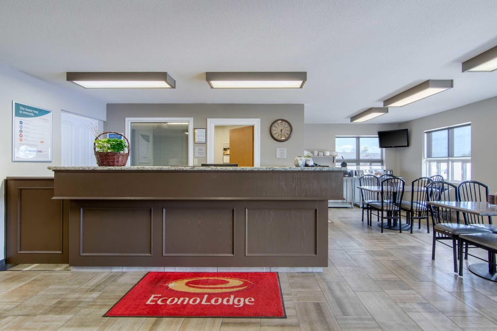 Econo Lodge | 1735 Prince of Wales Dr, Regina, SK S4Z 1A5, Canada | Phone: (306) 789-2223