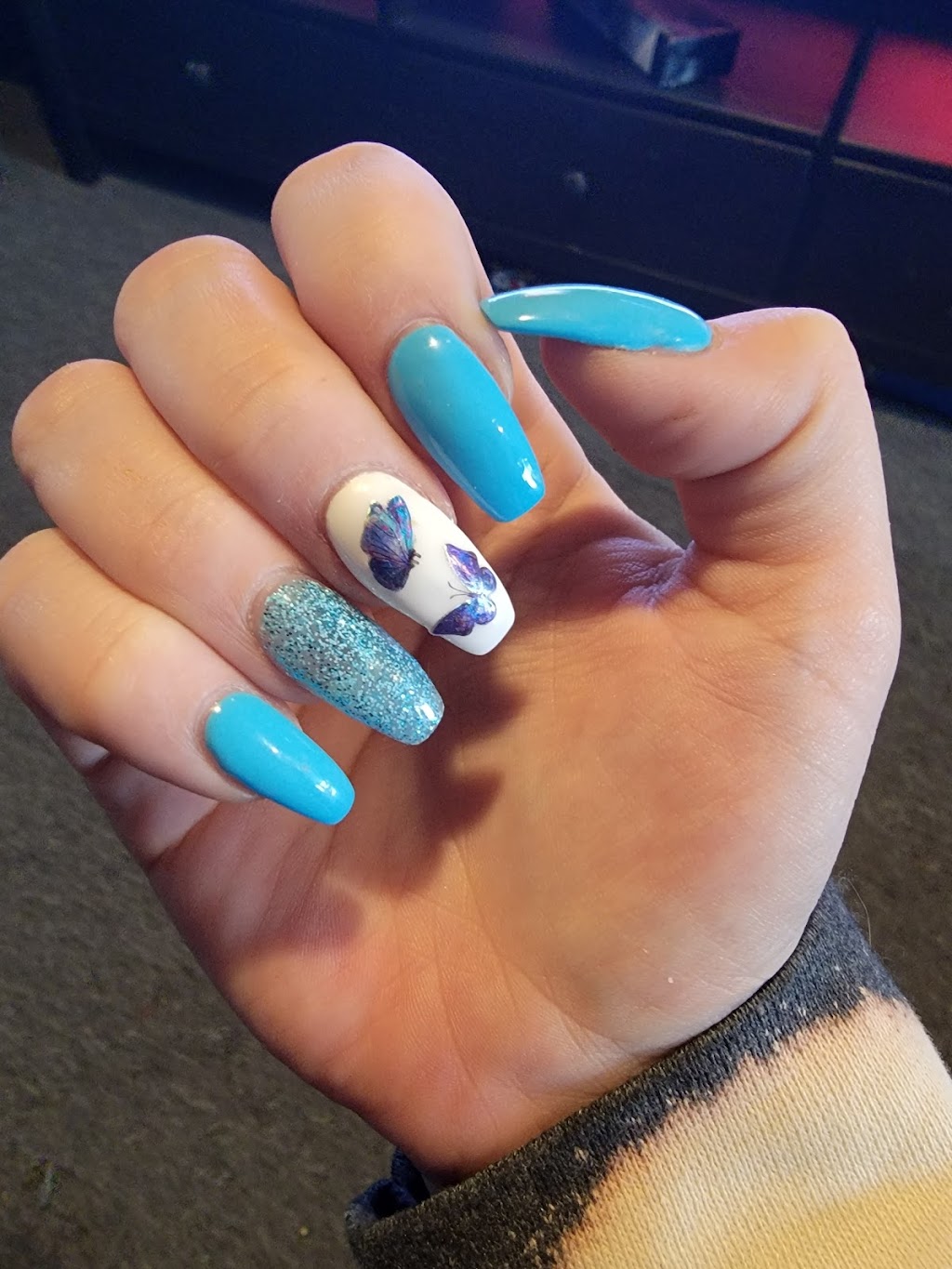 Kathys Nails | 1146 Barton St E, Hamilton, ON L8H 2V1, Canada | Phone: (905) 312-6975