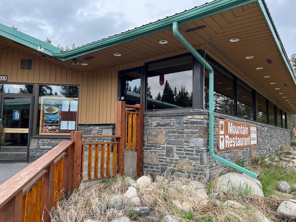 Mountain Restaurant | 200 Village Rd, Lake Louise, AB T0L 1E0, Canada | Phone: (403) 522-3573