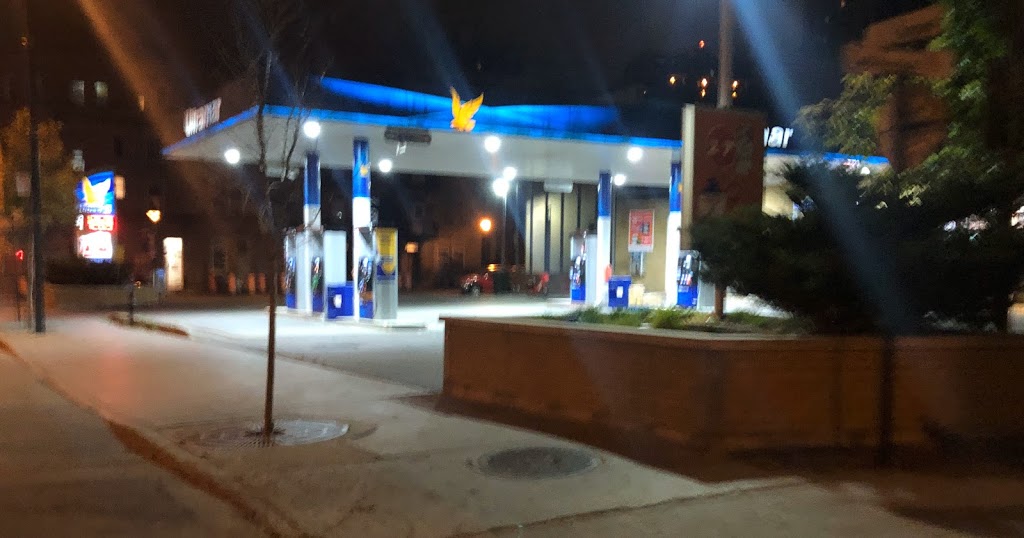 Ultramar | 915 Rue Ontario E, Montréal, QC H2L 1P6, Canada | Phone: (514) 524-9807