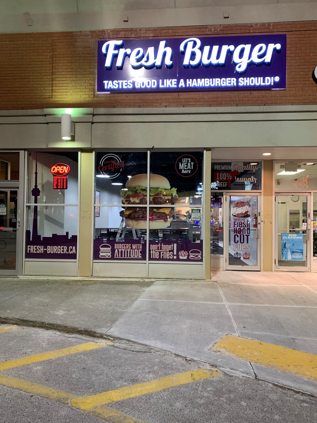 Fresh Burger, Dufferin And Steeles | 1881 Steeles Ave W #12, North York, ON M3H 5Y4, Canada | Phone: (647) 351-8030