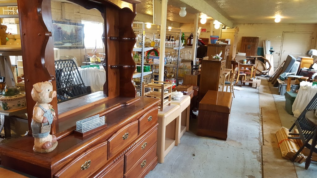 Farrhaven Antiques and Collectables | 314 Leachs Rd, Perth, ON K7H 3C8, Canada | Phone: (613) 267-3033