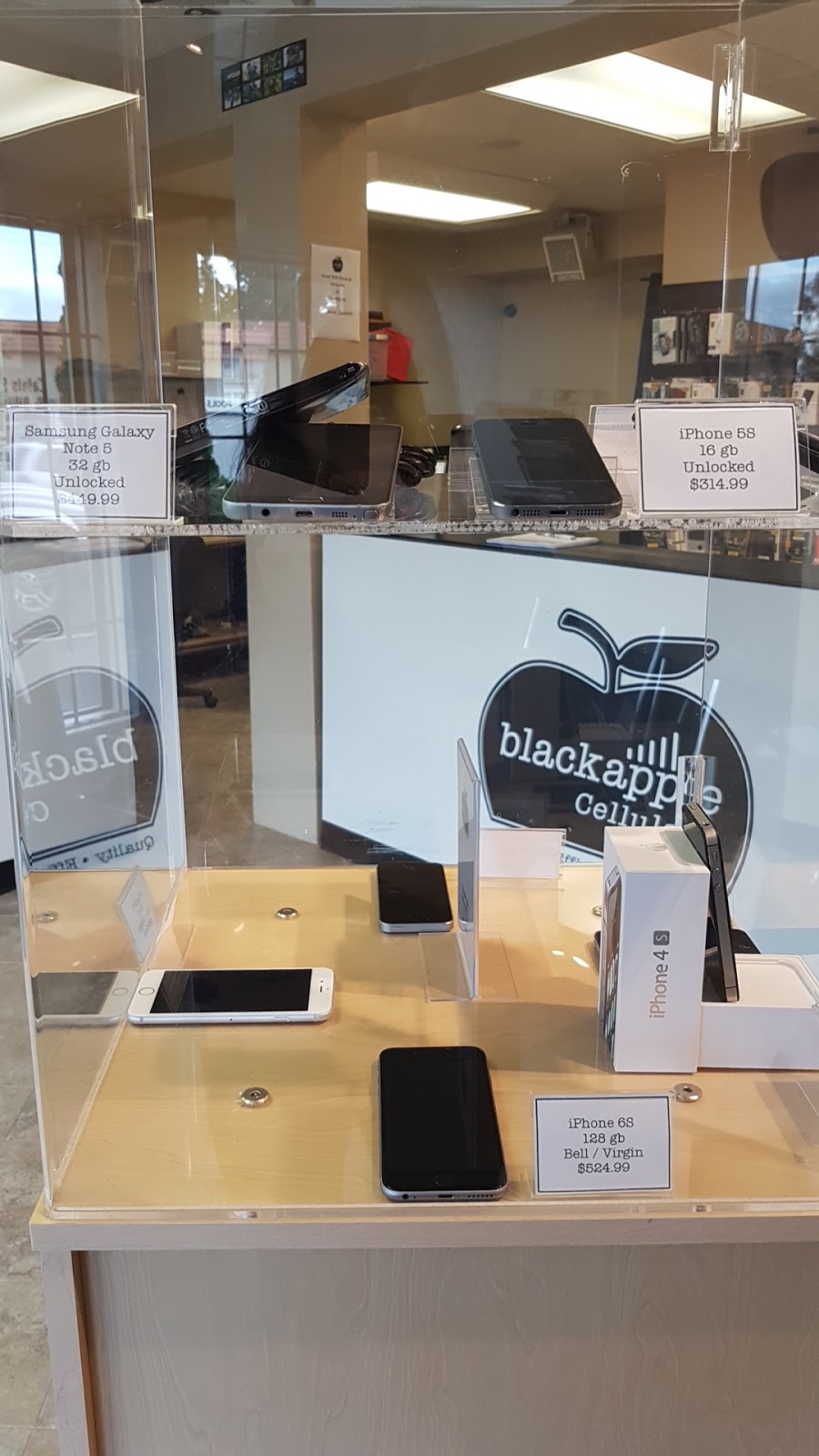 Blackapple Cellular | 4061 Norwell Dr, Nanaimo, BC V9T 1Y8, Canada | Phone: (250) 585-5335