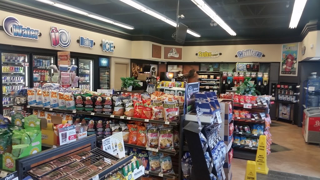 Co-op Gas Bar | 3 CO-OP Dr, Oakbank, MB R0E 1J0, Canada | Phone: (204) 444-5590