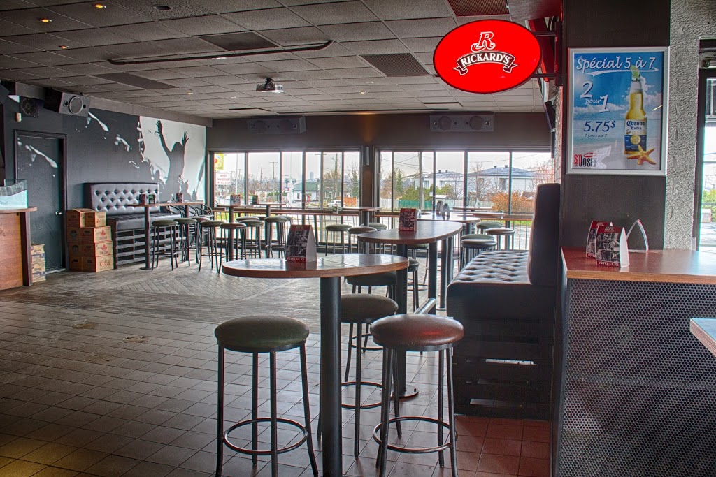 Bar St Josef | 1194 Boulevard Bastien, Québec, QC G2K 1E8, Canada | Phone: (418) 621-9678