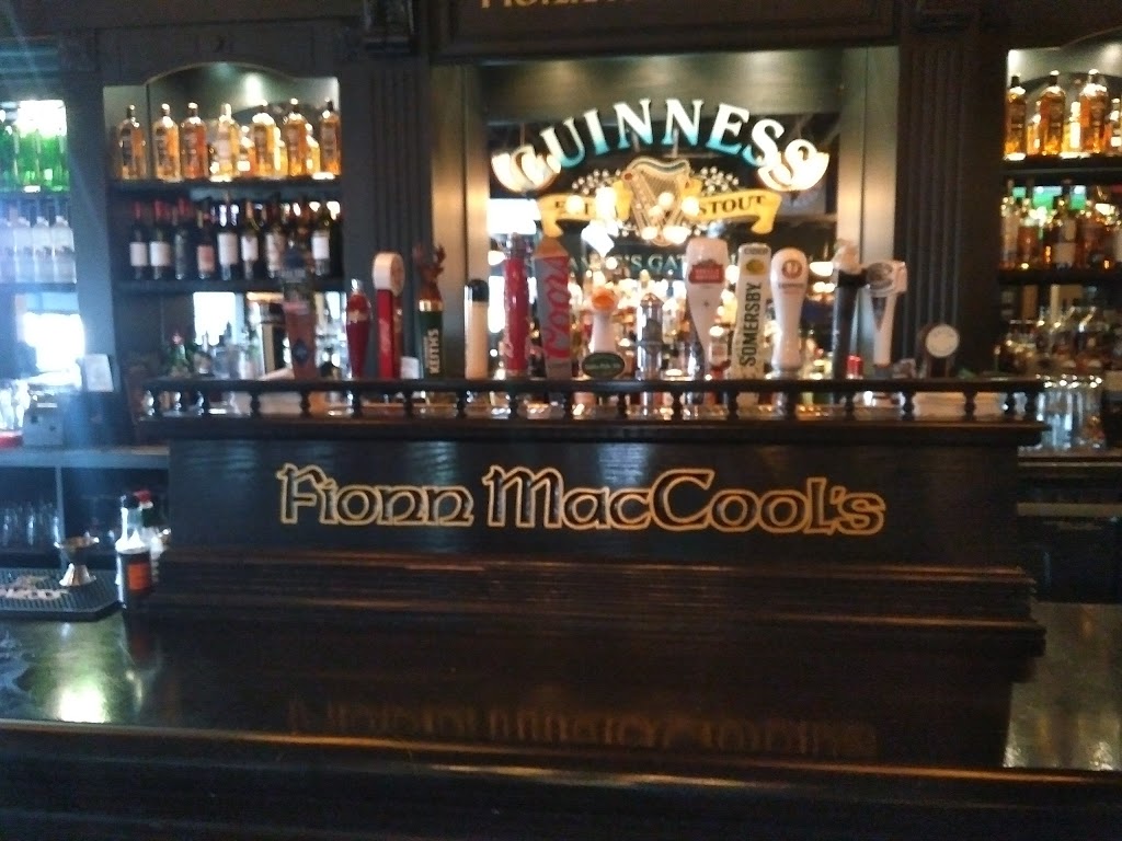 Fionn MacCools | 825 Britannia Rd W, Mississauga, ON L5V 2X8, Canada | Phone: (905) 826-0825