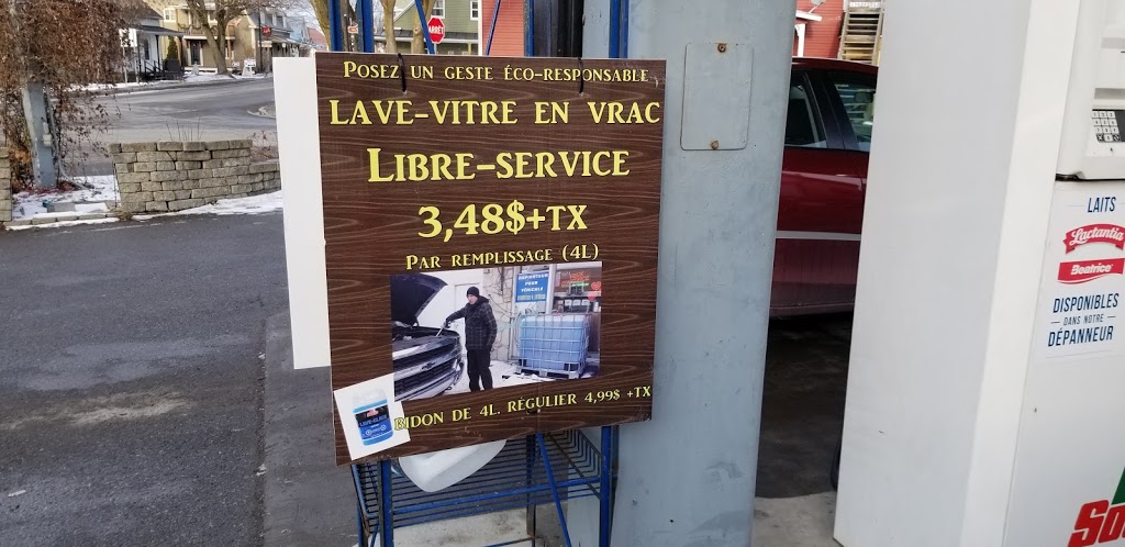 Dépanneur Les Patriotes | 98 Rue Yamaska, Saint-Denis-sur-Richelieu, QC J0H 1K0, Canada | Phone: (450) 787-1122