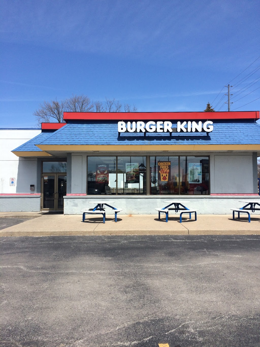 Burger King | 5821 Malden Rd, Windsor, ON N9H 1S4, Canada | Phone: (519) 966-8037