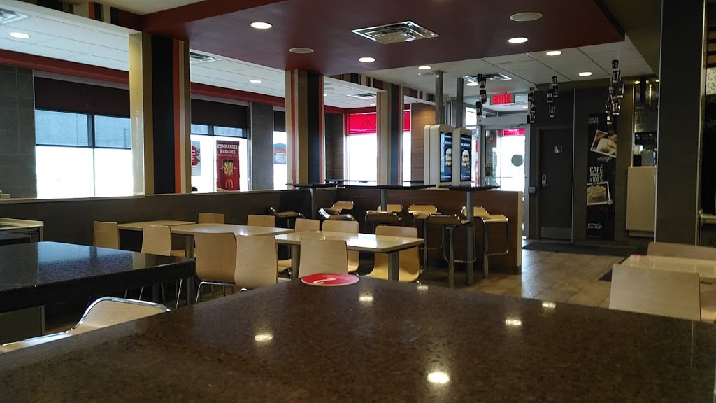 McDonalds | 17515 Rue Charles, Mirabel, QC J7J 1P3, Canada | Phone: (450) 434-1112