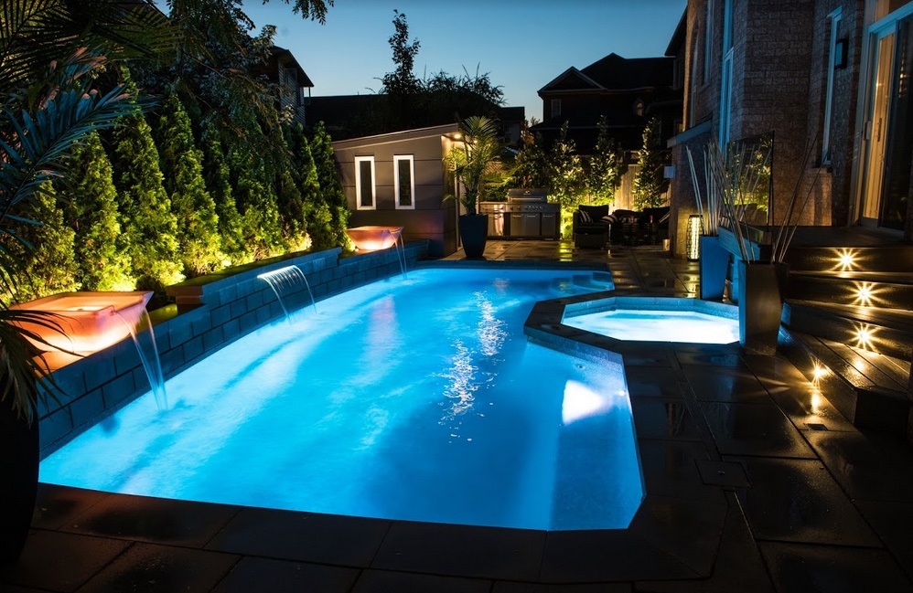 Refined Pools & Landscaping | 1860 Appleby Line #224, Burlington, ON L7L 7H7, Canada | Phone: (800) 559-1370