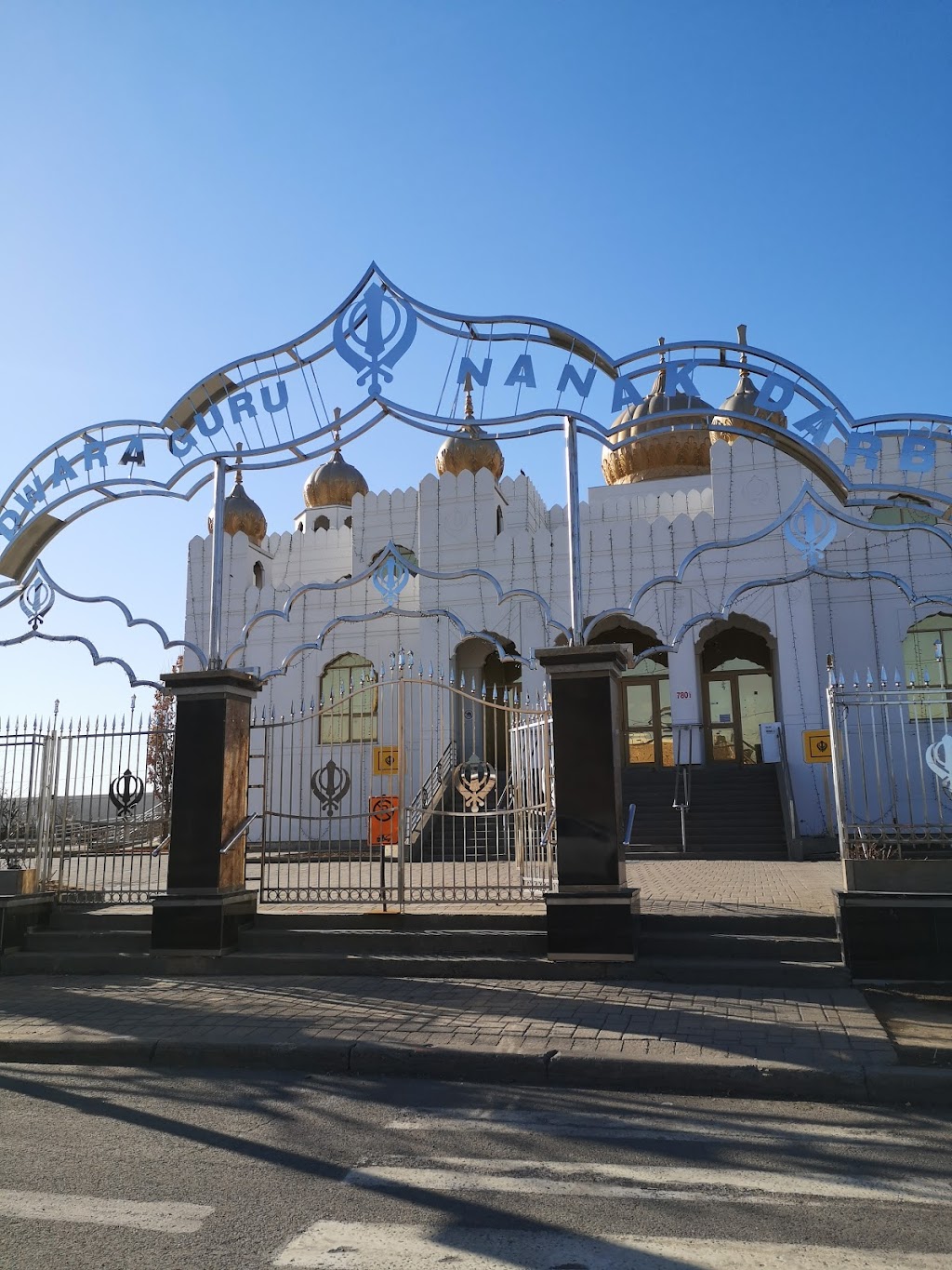 Sikh Temple Association Inc. | 7801 Rue Cordner, LaSalle, QC H8N 2X2, Canada | Phone: (514) 595-1881