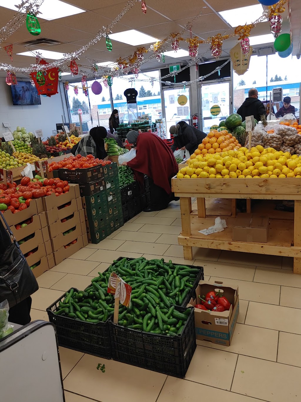 Jomaas Veggies & Fruits | 11919 134 Ave NW, Edmonton, AB T5E 5N1, Canada | Phone: (780) 454-1711