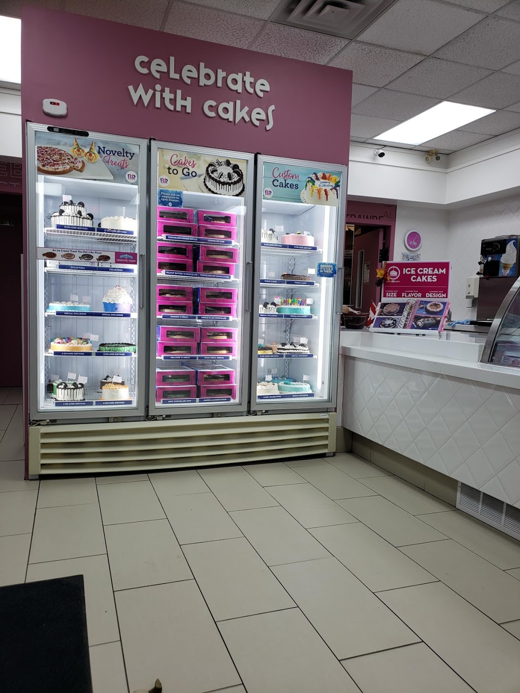 Baskin Robbins | 4099 Erin Mills Pkwy b3, Mississauga, ON L5L 3P9, Canada | Phone: (905) 820-8831